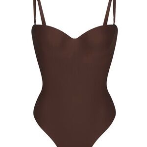 Skims Molded Underwire Bodysuit - Cocoa, Size M NWT